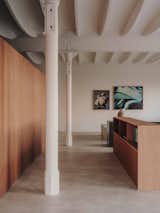 An Artful Home at the Heart of Barcelona’s Creative Scene Doubles as a Gallery Space - Photo 10 of 15 - 