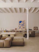 An Artful Home at the Heart of Barcelona’s Creative Scene Doubles as a Gallery Space - Photo 6 of 15 - 