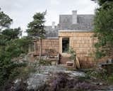 This Shingle-Clad Cabin in Norway Came to Life With Flooring Offcuts - Photo 7 of 23 - 