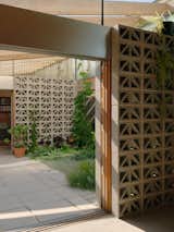 A Breeze Block Courtyard Is the Only Way to Access This Australian Home’s Bedroom - Photo 5 of 16 - 