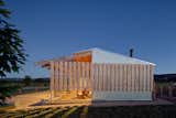 Corrugated Steel Gives This Off-Grid Home in Australia the Feel of a Farm Building - Photo 9 of 25 - 