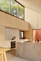 Dark Timber Cladding Hides a Soaring Extension at the Rear of This Australian Cottage - Photo 8 of 22 - 