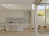 This Unassuming Edwardian-Era Home in Australia Conceals a Crisp, Airy Extension - Photo 8 of 16 - 