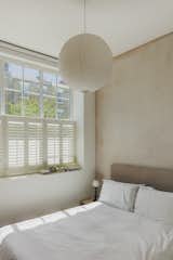 Oak Cabinets, Cupboards, and Banquette Seating Reset a Small East London Flat - Photo 10 of 14 - 