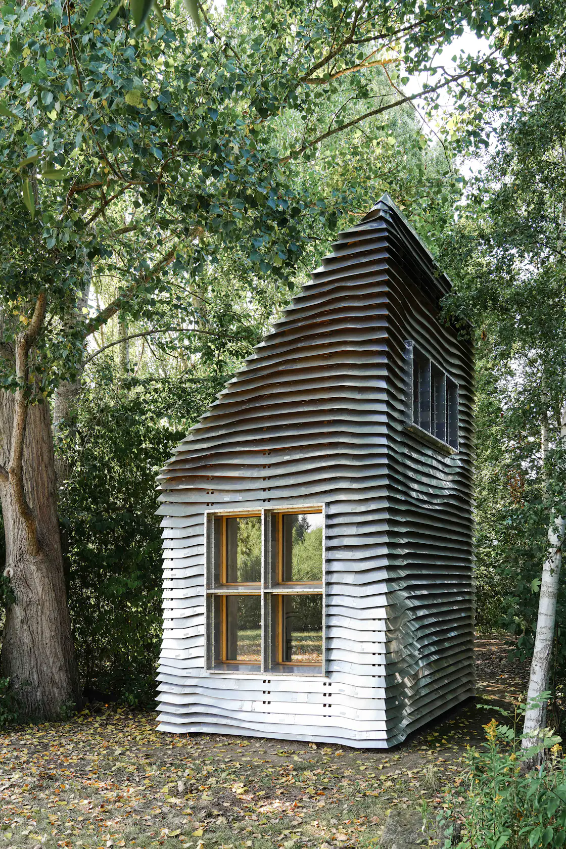 Byte Cabin Photo 4 of 14 in This Micro Cabin Was Assembled by a Team of Two ...