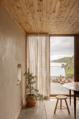 Friends Weathered Nine Storms Within 18 Months to Build This Remote Cottage in Scotland - Photo 7 of 13 - 