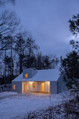 Raw Plywood Is One of the Only Finishes in This Prefab Home - Photo 6 of 16 - 