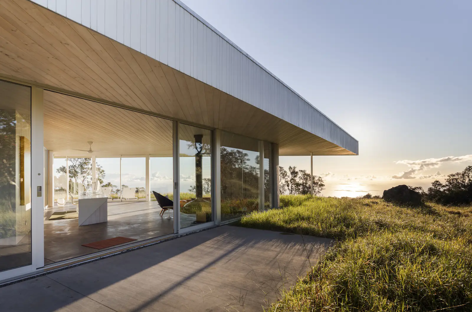 Photo 20 of 23 in In Hawaii, This Off-Grid Concrete House Is Powered by ...