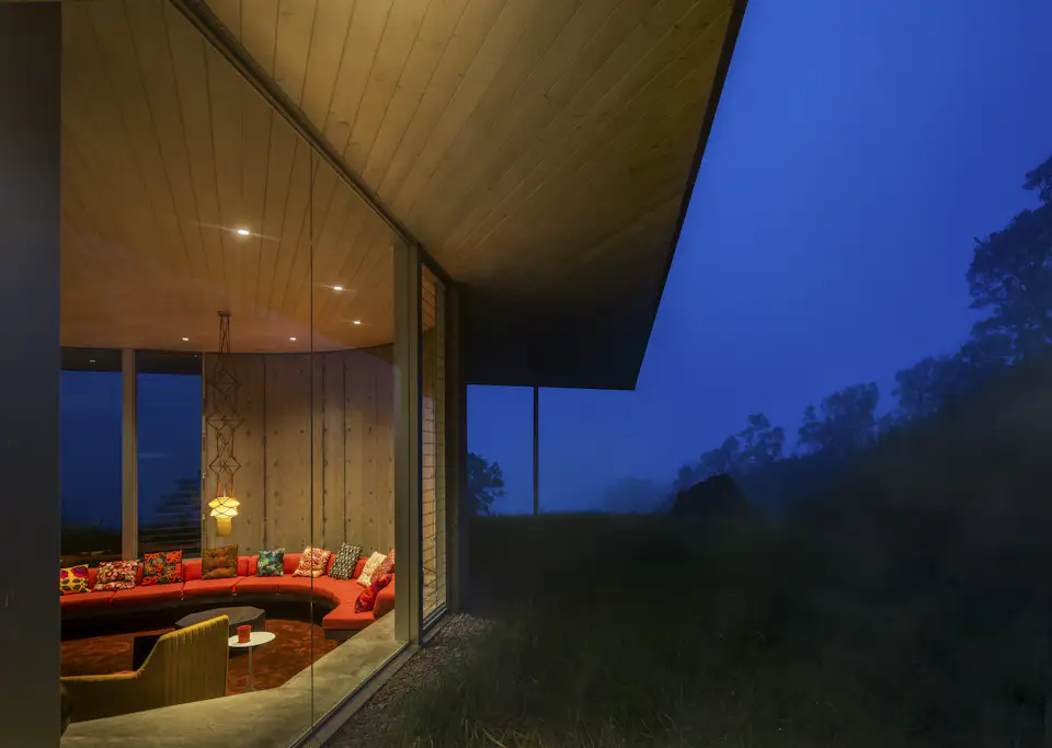 Photo 20 of 23 in In Hawaii, This Off-Grid Concrete House Is Powered by ...