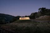 In New Zealand, a “House Within a House” Explores the Limits of Indoor/Outdoor Living