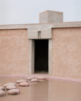 A “Dune”-Esque Home in the Moroccan Desert Draws Water From Ancient Canals - Photo 4 of 15 - 