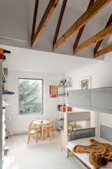 Red Steel and Brick Enliven a ’70s Rowhouse Renovation in London - Photo 13 of 15 -