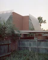 This North Bondi Home Is Built Like a Greenhouse - Photo 13 of 13 - 