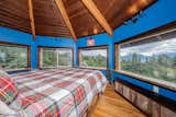 This $1.4M Alaskan Cabin Answers the Call of the Wild - Photo 14 of 14 - 