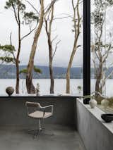 Solar Panels Completely Cover One Side of This 98-Foot-Long Brutalist Home in Tasmania - Photo 15 of 19 -