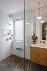 A Couple in Their 70s Made Downsizing Easy by Building Right Next Door - Photo 15 of 18 - 