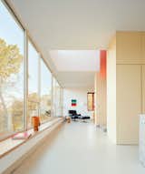 Concrete “Legs” Anchor This Home in Spain to Its Incredibly Steep Hillside - Photo 10 of 22 - 
