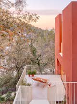 Concrete “Legs” Anchor This Home in Spain to Its Incredibly Steep Hillside - Photo 5 of 22 - 