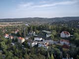 The Site Had Great Views, But Bad Sunlight. The Solution? A Hovering Home That Juts Out - Photo 20 of 20 - 