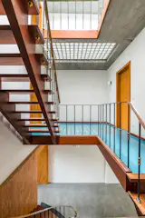 They Turned a 1960s Dentist’s Office Into a Home With a Giant Oculus - Photo 10 of 13 - 