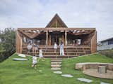 In Australia, a Beach Shack Beloved by Locals Gets a Net-Zero Revamp