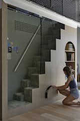 Batten Screens Wrapping This Renovation in Australia Are Bold. The Interiors Are Even Bolder - Photo 13 of 19 - 