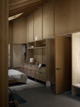 This “Bunkie” in Ontario Was Designed to Disappear Without a Trace - Photo 14 of 14 - 