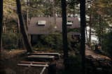 This “Bunkie” in Ontario Was Designed to Disappear Without a Trace - Photo 5 of 14 - 