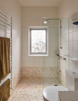 Passive Design Strategies Abound in This Expanded Victorian Cottage Outside Melbourne - Photo 15 of 16 - 