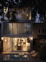 An Enviable Home Office Caps This Duplex Renovation in Montreal - Photo 5 of 20 - 