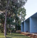 Three Sisters (and Their Families) Share This Prefab Beach House - Photo 7 of 11 - 