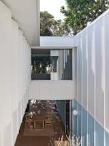 Three Sisters (and Their Families) Share This Prefab Beach House - Photo 8 of 11 - 