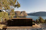 On Norway’s Western Coast, a Tiered Retreat Lets the Landscape Lead - Photo 6 of 20 - 