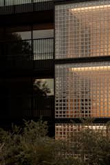 Retro Glass Bricks Stack to the Sky at This Australian Apartment Building - Photo 6 of 17 - 
