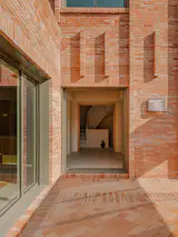 Flexibility Is at the Forefront of This Brick Home in Barcelona - Photo 5 of 15 -