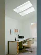 The Roof of This Barnlike U.K. Home Takes a Surprising Turn - Photo 11 of 13 -