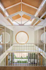 After a Complete Overhaul, a Luminous Warehouse Loft in Barcelona Seeks €1.3M - Photo 9 of 14 - 