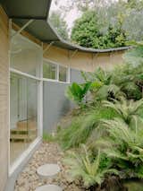 An Expansion Preserves What Makes This Brisbane Midcentury So Renowned