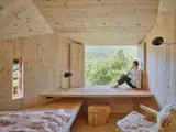 This Tiny Cabin in Spain Is Pretty Impressive for a Student Project - Photo 11 of 14 - 