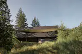The Outdoor Conversation Pit at This British Columbia Home Will Give You Something to Talk About