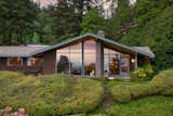 Vintage Vibes Fill an Architect’s $1.7M Midcentury Home in Portland
