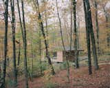 500-Million-Year-Old Boulders Prop Up This Small Cabin in New York