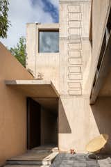 A Mother and Daughter’s Concrete Home in Mexico Takes Some Unexpected Turns