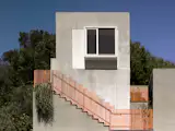 This Monolithic Home in Los Angeles References the City’s First Museum