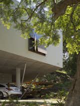 Who Needs an Ocean View? Not This Introverted Australian Home