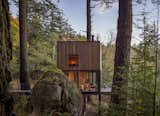 Corbusier and Thoreau Inspired This 400-Square-Foot Washington Retreat