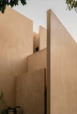 Dramatic Curves Define This Sculptural Tulum Home Seeking $1.6M