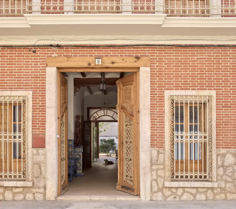 She Returned to Her Grandparents’ Home in Spain to Make It Her Own—For the Whole Family