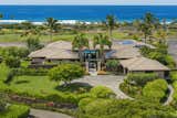  Photo 7 of 10 in Rare Oceanfront Contemporary Residence in Hawaii’s Kohanaiki Private Community Lists for $22.5M by CompassCa