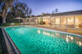  Photo 9 of 10 in Richard Neutra-Designed “Marshall House” in San Diego Lists  for $6.5M by CompassCa
